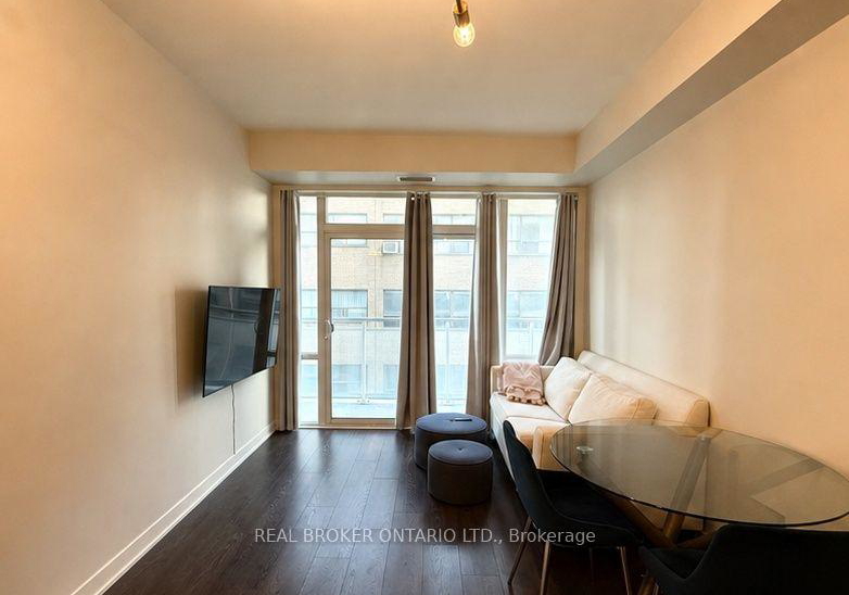 223-st-clair-avenue-w-toronto-toronto-ontario-c13701010