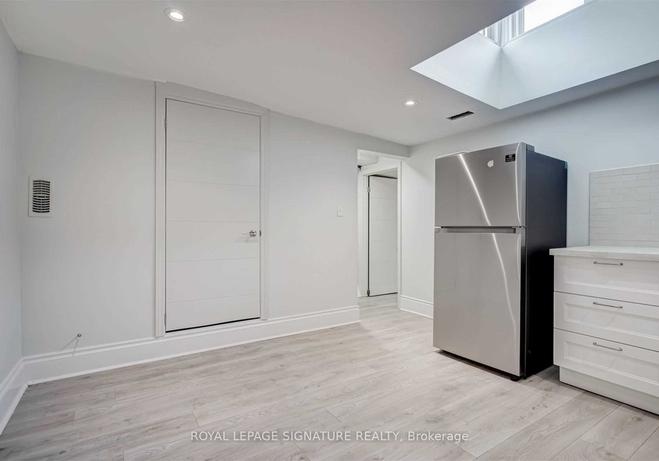 604a-queen-street-w-toronto-toronto-ontario-c13701152