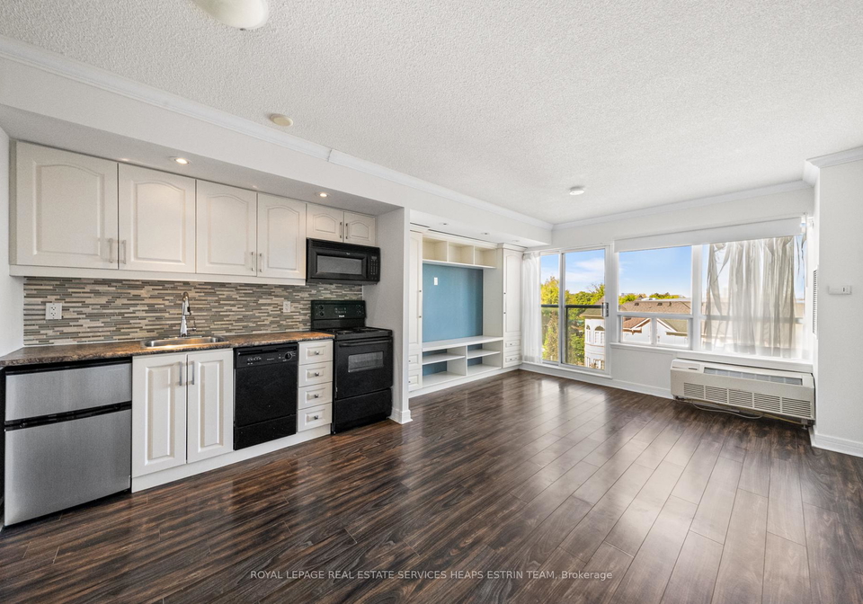 19-avondale-avenue-toronto-north-york-ontario-c13701172