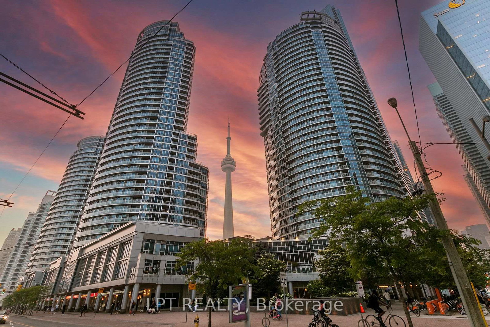 208-queens-quay-w-toronto-toronto-ontario-c13701270