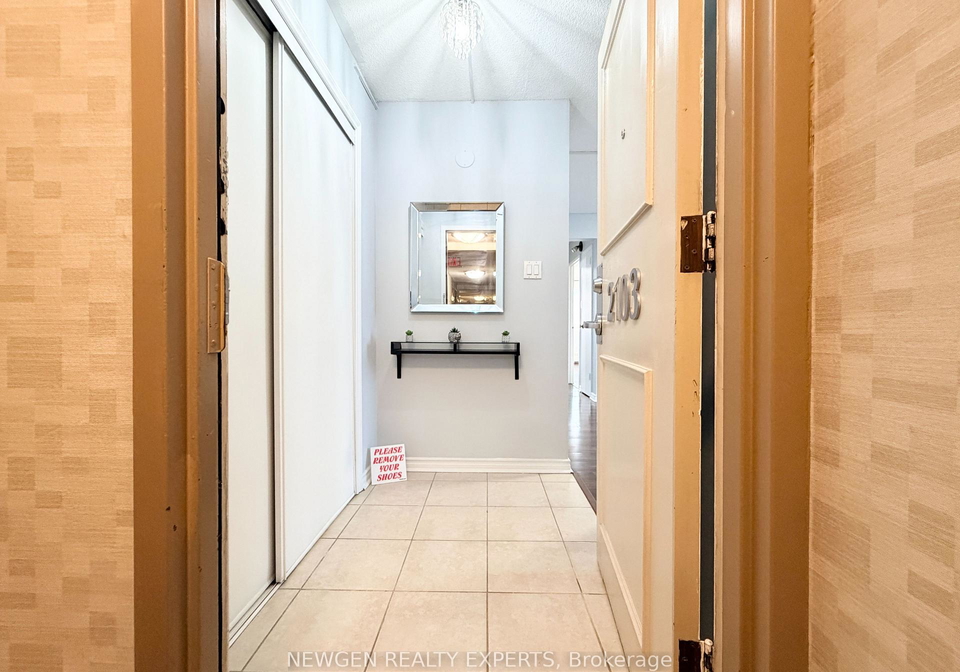 715-don-mills-road-toronto-east-york-ontario-c13701728