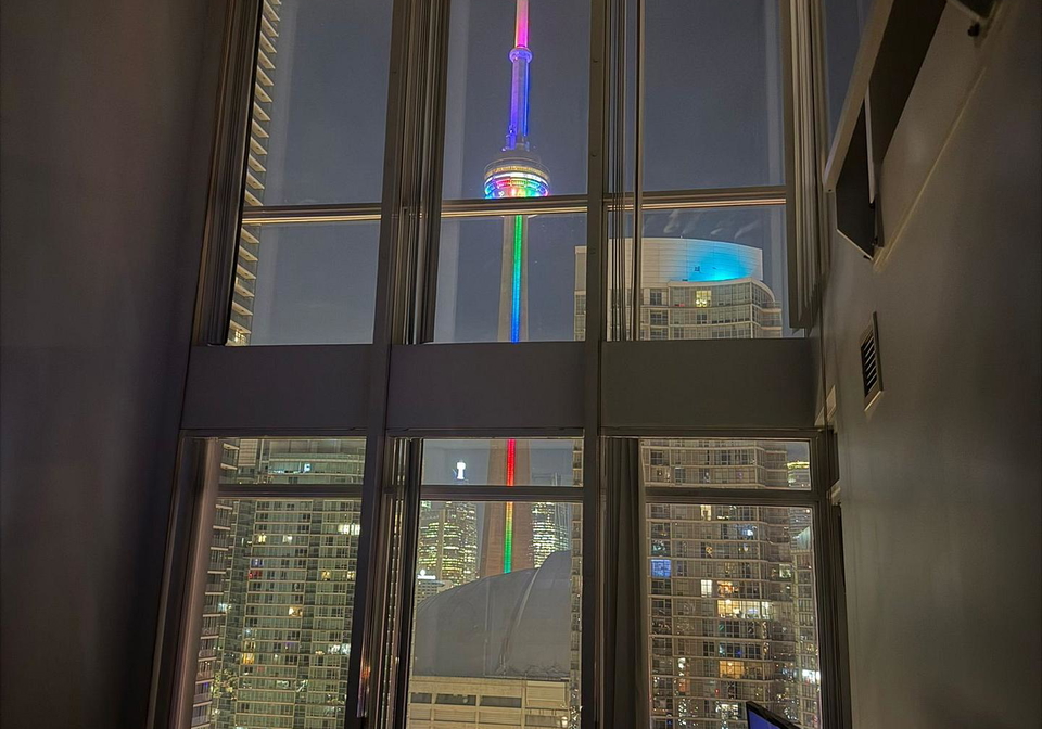 15-fort-york-boulevard-toronto-toronto-ontario-c13701798