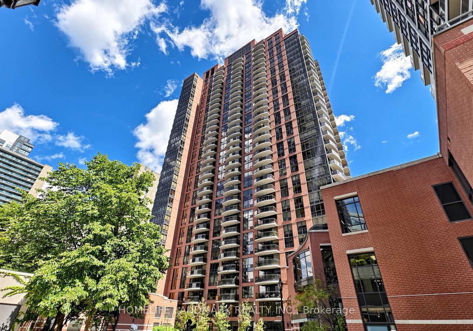 33-sheppard-avenue-e-toronto-north-york-ontario-c13701970