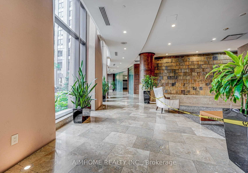 15-northtown-way-toronto-north-york-ontario-c13702148