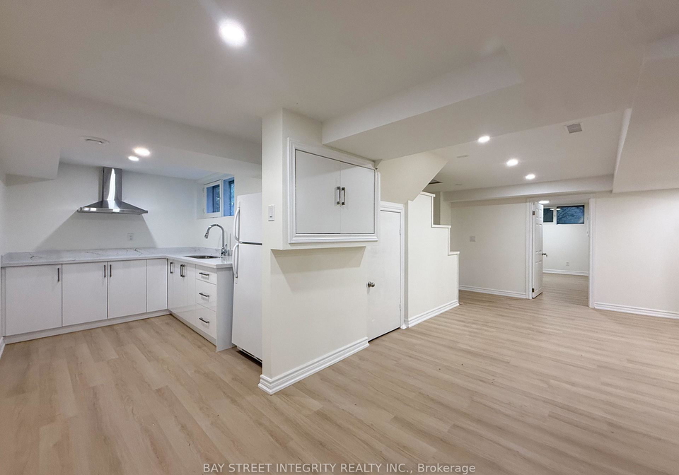 40-rippleton-road-toronto-north-york-ontario-c13702176
