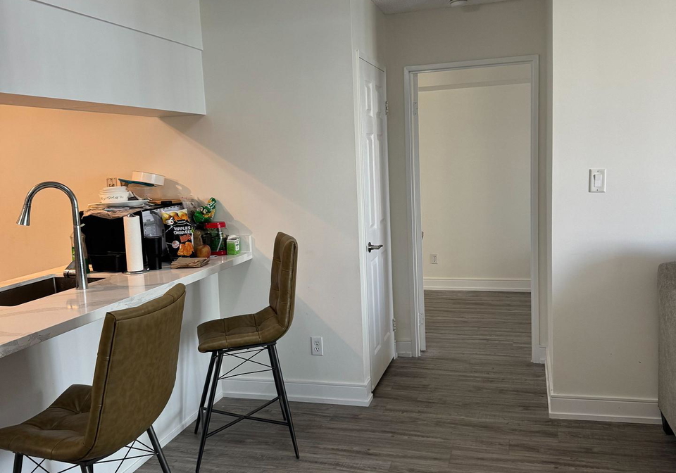 28-empress-avenue-toronto-north-york-ontario-c13702526