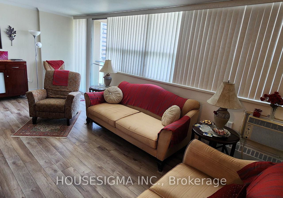 5949-yonge-street-toronto-north-york-ontario-c13702778