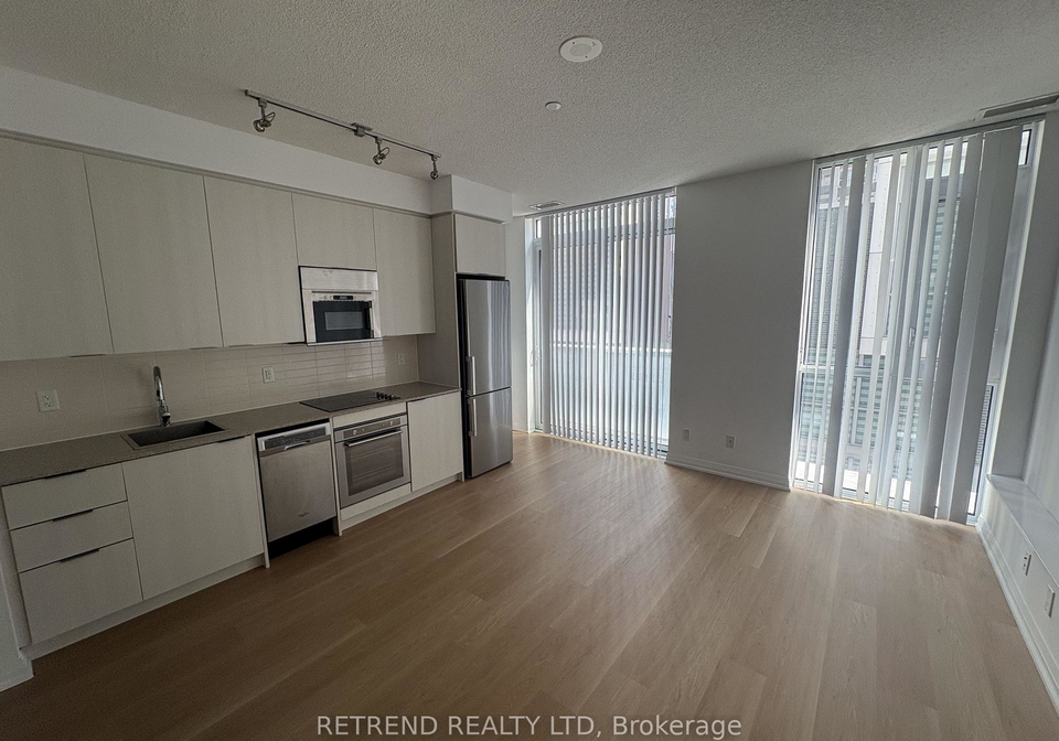 101-erskine-avenue-toronto-toronto-ontario-c13702948