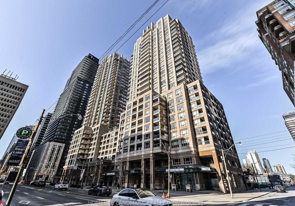 909-bay-street-toronto-toronto-ontario-c13702980