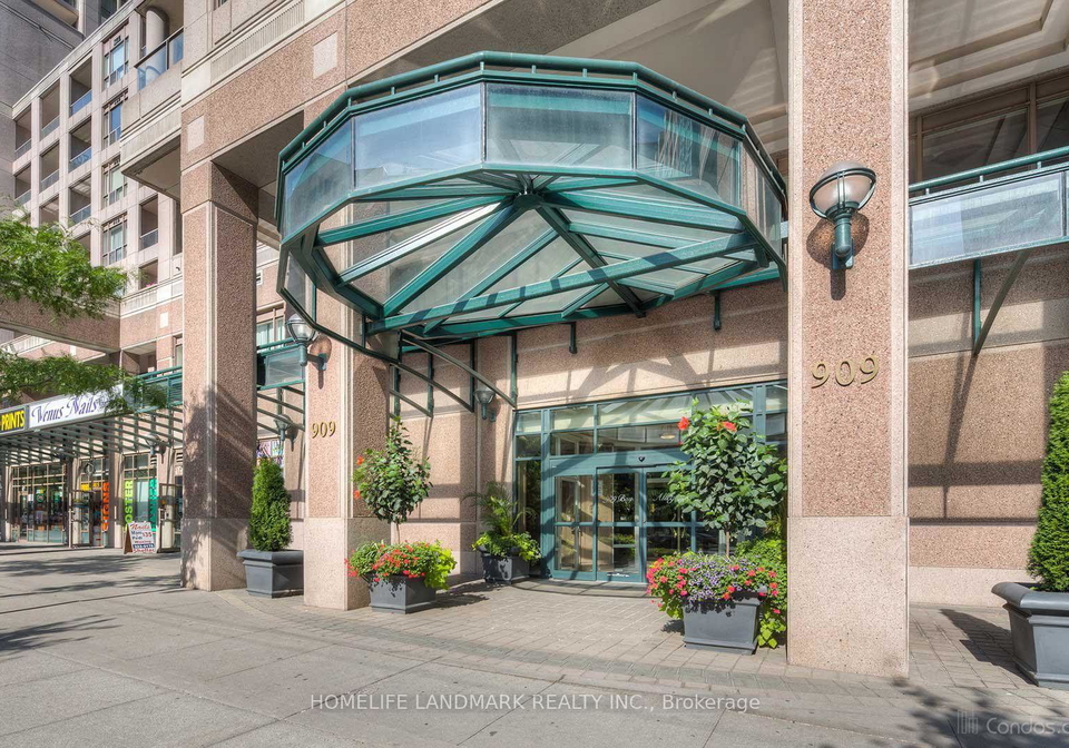 909-bay-street-toronto-toronto-ontario-c13702980
