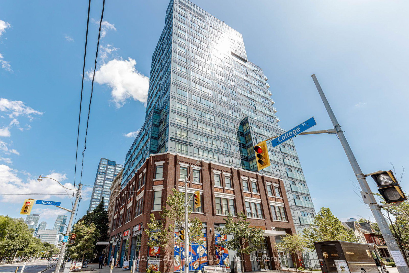 181-huron-street-toronto-toronto-ontario-c13703004