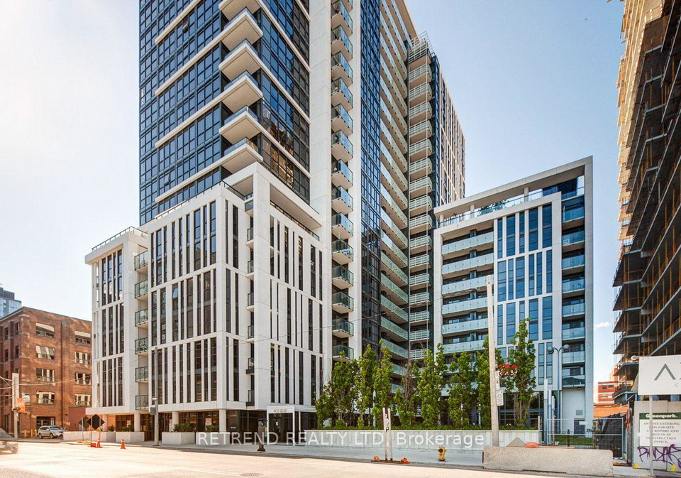 400-adelaide-street-e-toronto-toronto-ontario-c13703058