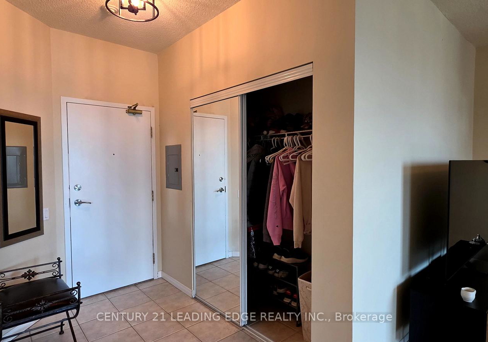 33-empress-avenue-toronto-north-york-ontario-c13703498