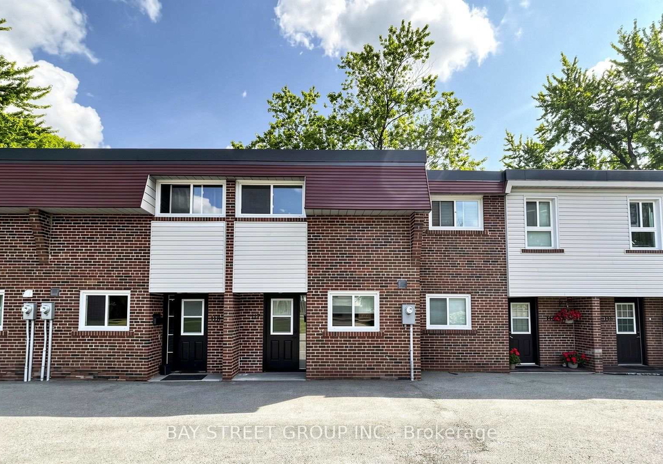 57-godstone-road-toronto-north-york-ontario-c13703580