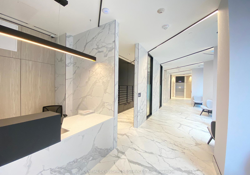 30-tretti-way-toronto-toronto-ontario-c13703812