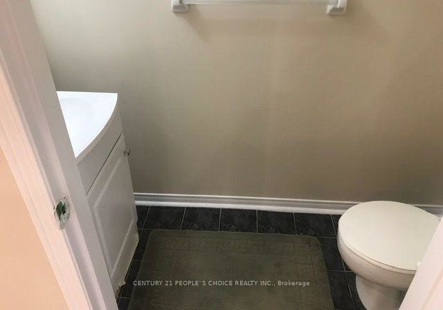 988-sheppard-avenue-w-toronto-toronto-ontario-c13703834