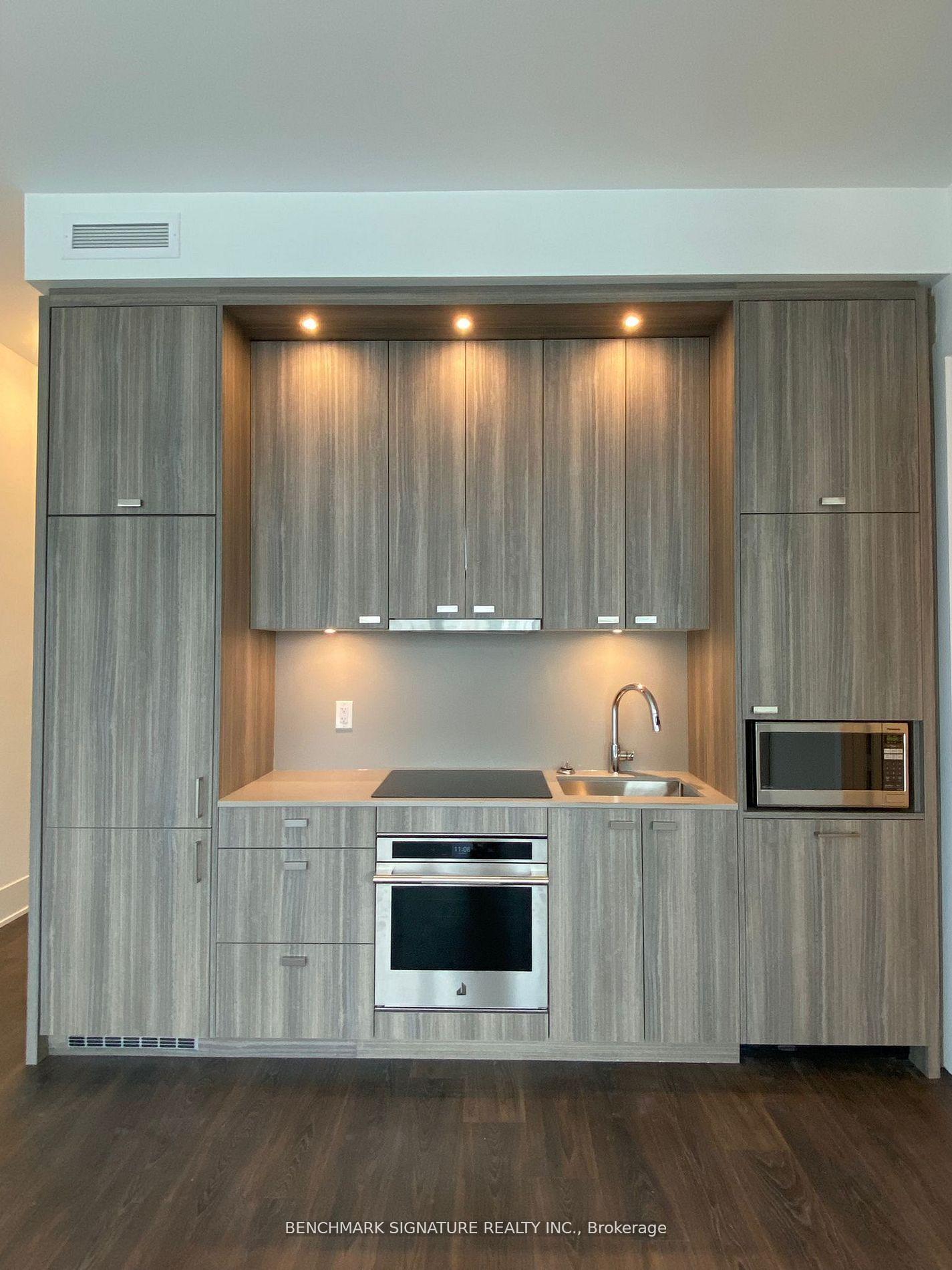 470-front-street-w-toronto-toronto-ontario-c13704038