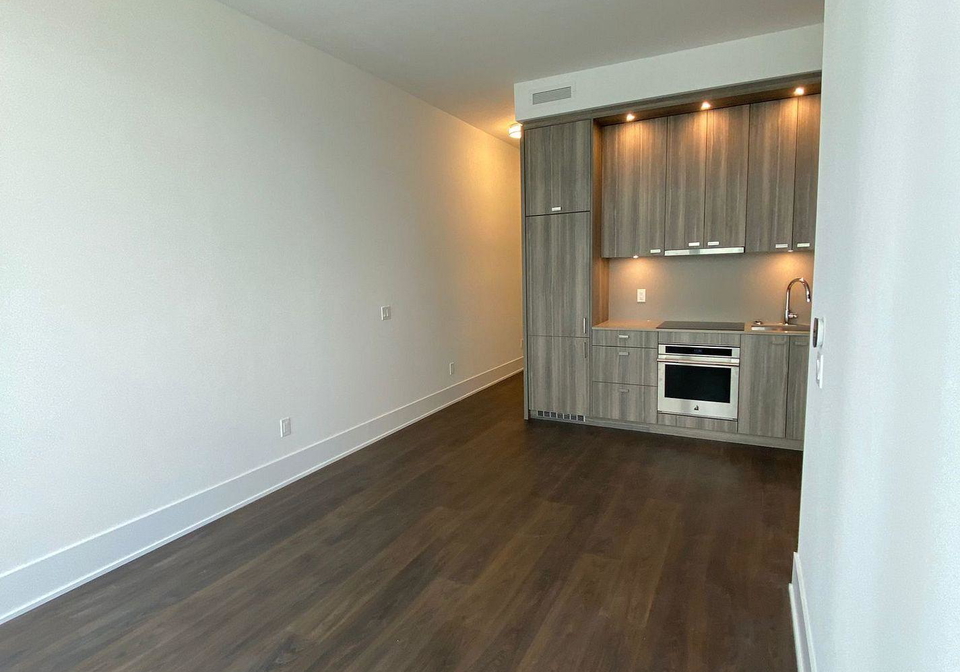 470-front-street-w-toronto-toronto-ontario-c13704038