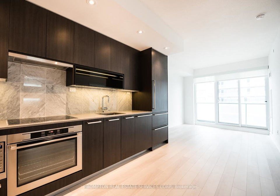 117-mcmahon-drive-toronto-north-york-ontario-c13704096