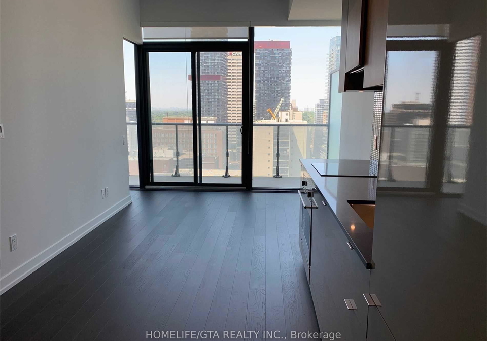 161-roehampton-avenue-toronto-toronto-ontario-c13704292