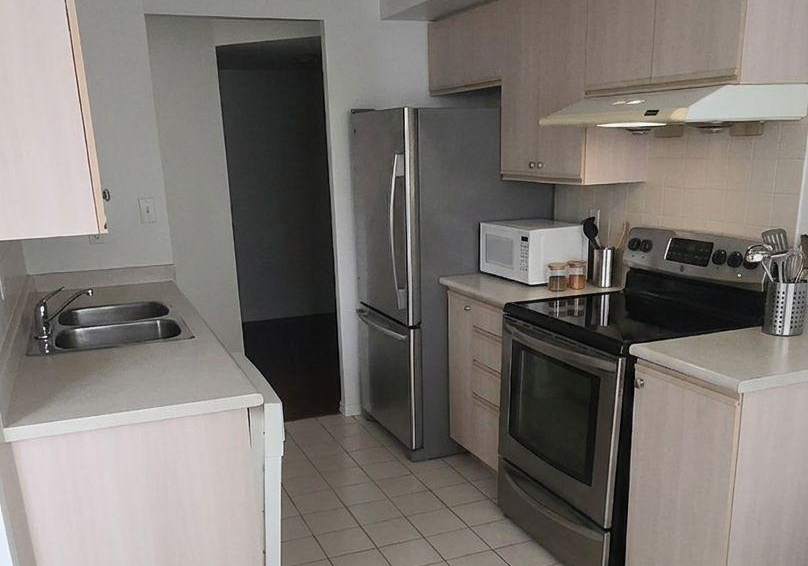 35-empress-avenue-toronto-north-york-ontario-c13704464