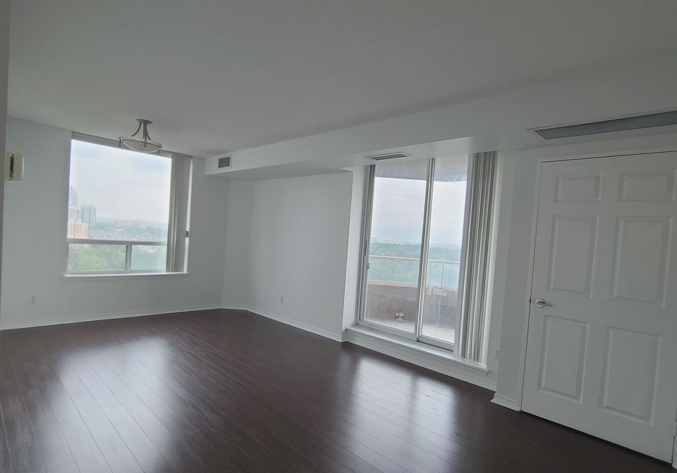 35-empress-avenue-toronto-north-york-ontario-c13704464