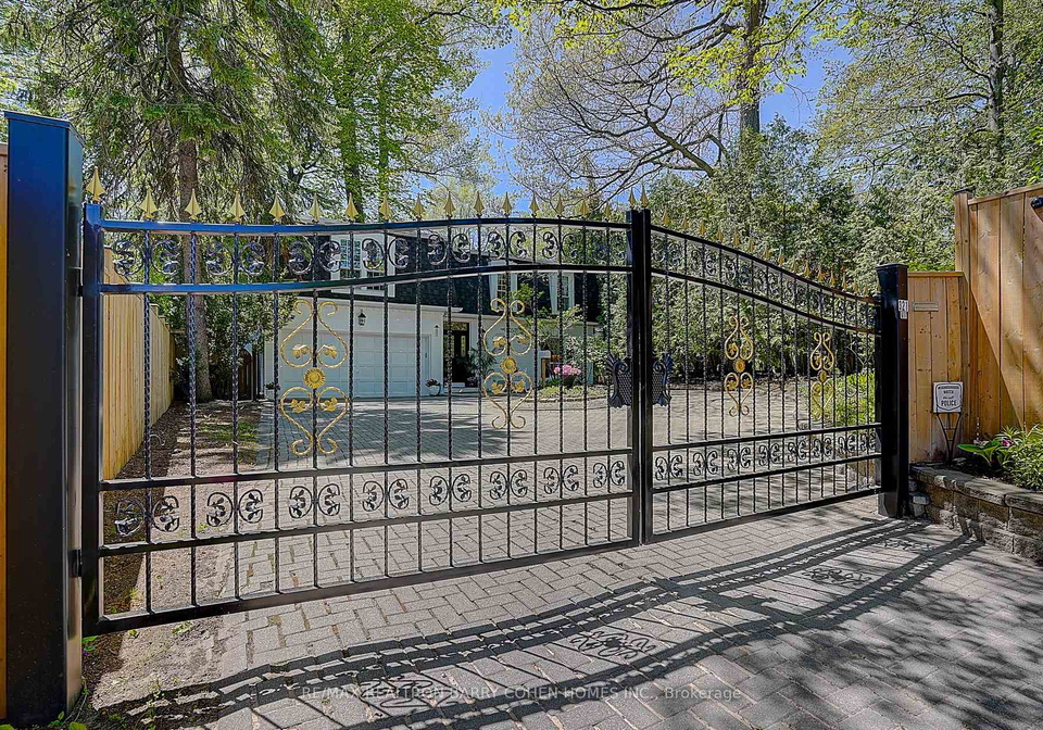 321-lawrence-avenue-e-toronto-north-york-ontario-c13704654