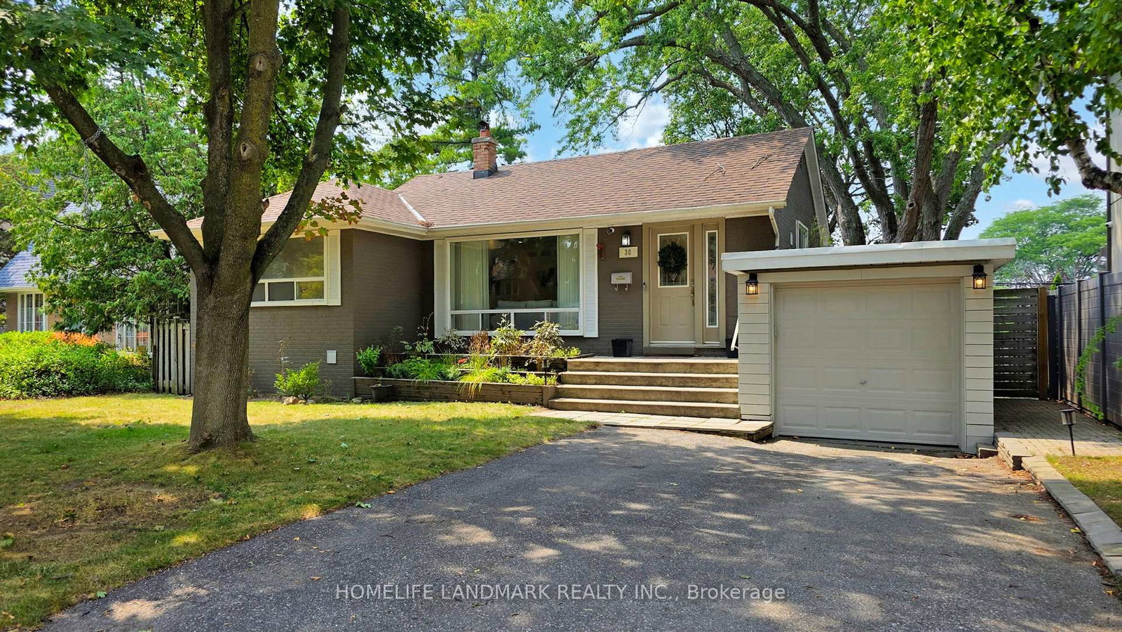 30-paperbirch-drive-toronto-north-york-ontario-c13704666