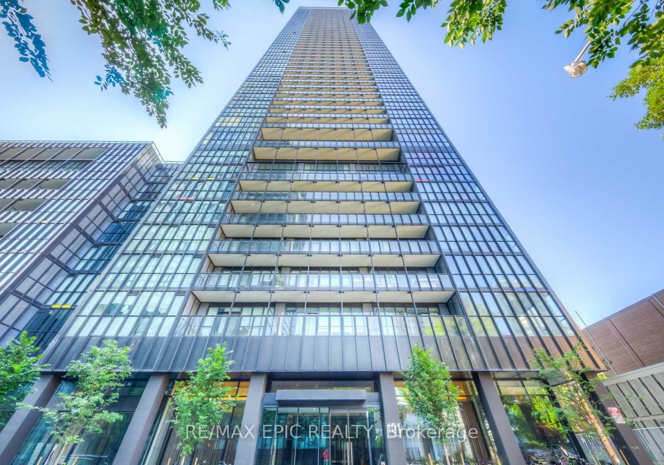 101-charles-street-e-toronto-toronto-ontario-c13704678