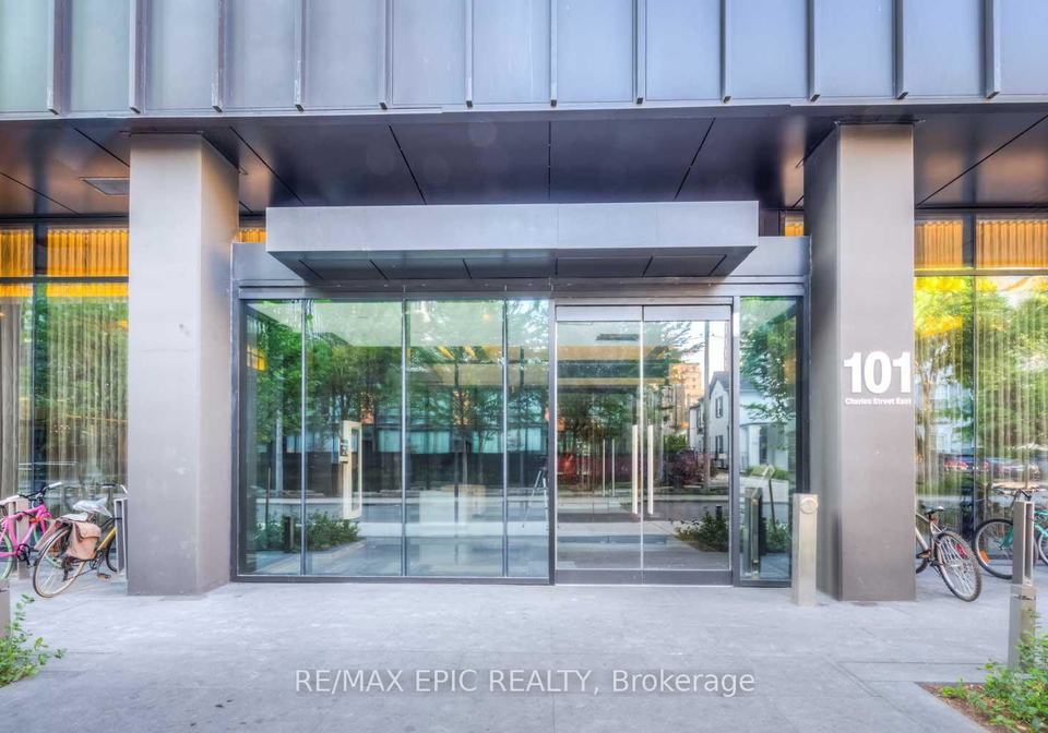 101-charles-street-e-toronto-toronto-ontario-c13704678