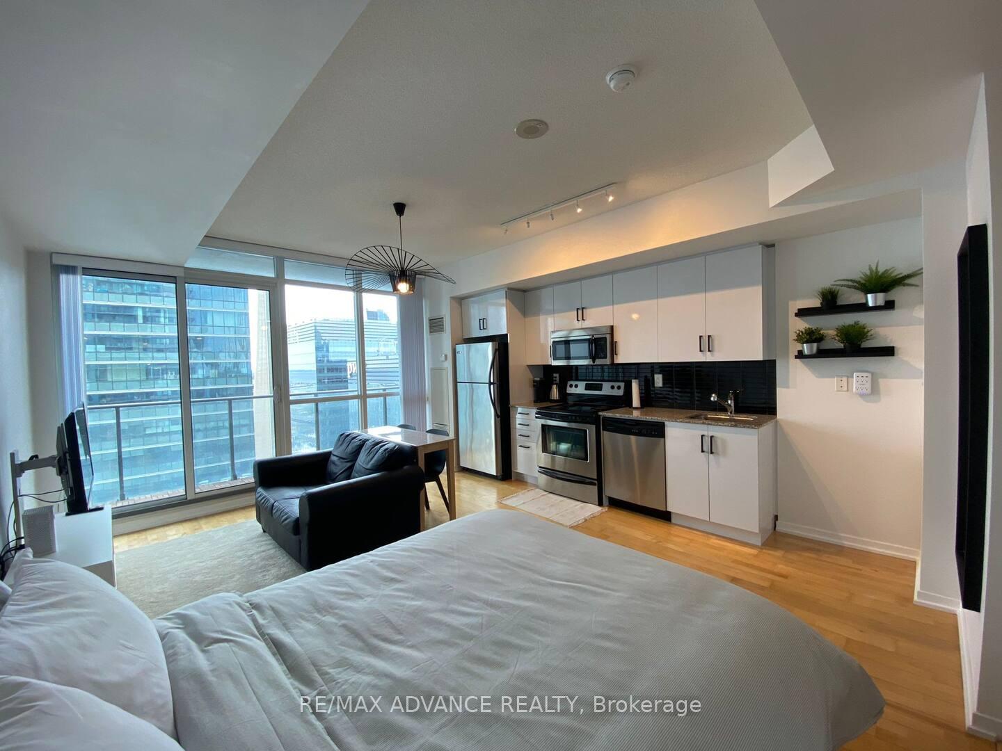 65-bremner-boulevard-toronto-toronto-ontario-c13704766