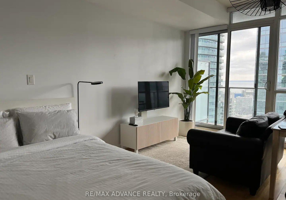 65-bremner-boulevard-toronto-toronto-ontario-c13704766
