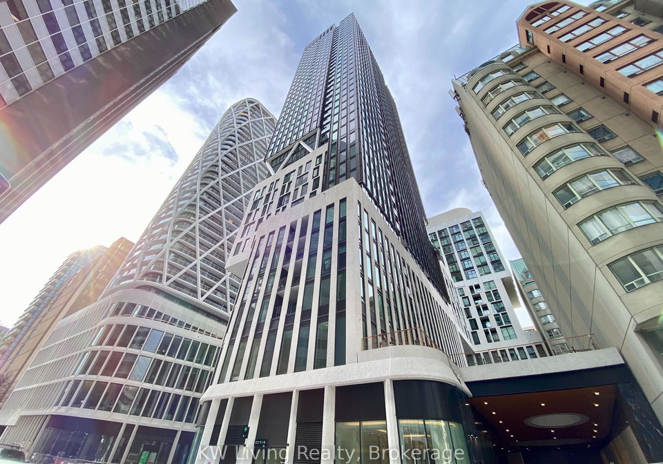 238-simcoe-street-toronto-toronto-ontario-c13704772