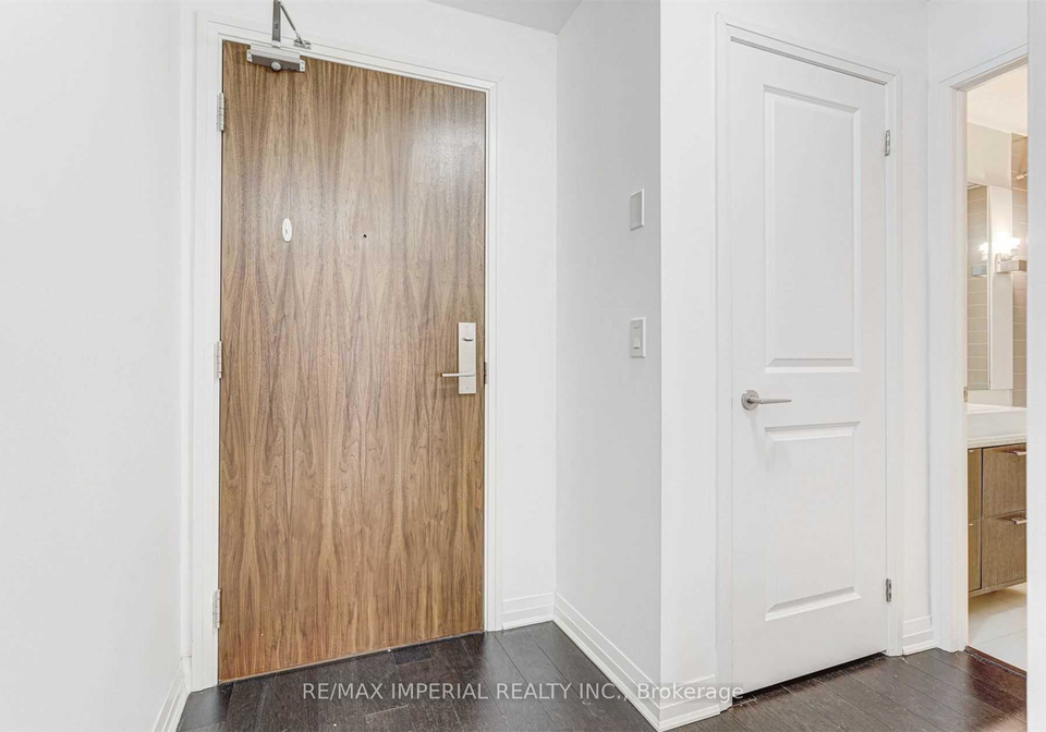 8-mercer-st-street-toronto-toronto-ontario-c13704938