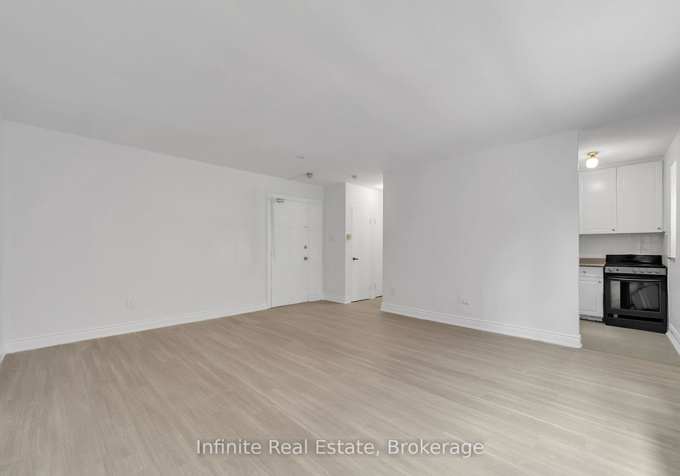 896-eglinton-avenue-e-toronto-east-york-ontario-c13705046