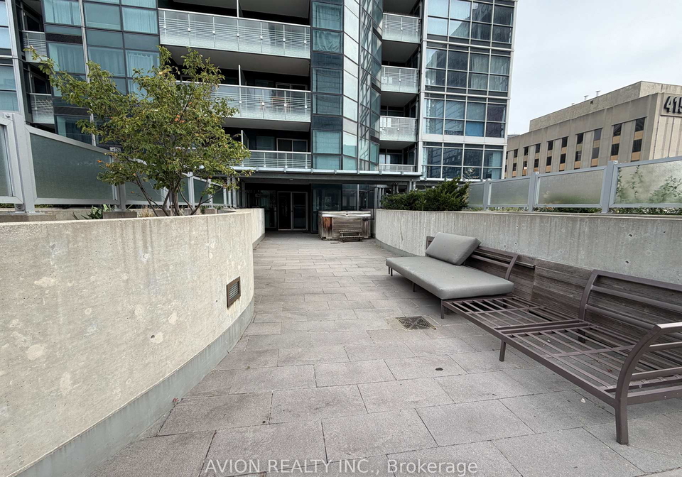 386-yonge-street-toronto-toronto-ontario-c13705056