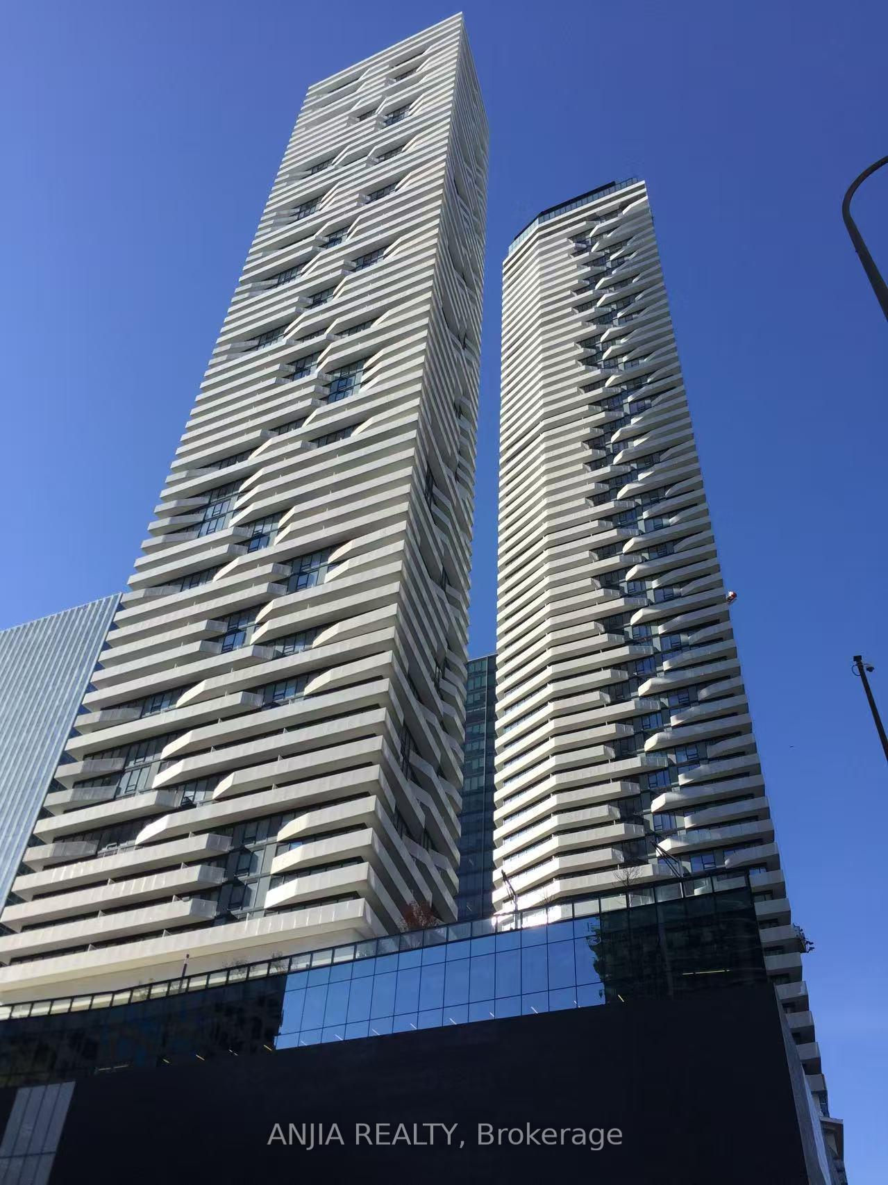 100-harbour-street-e-toronto-toronto-ontario-c13705168