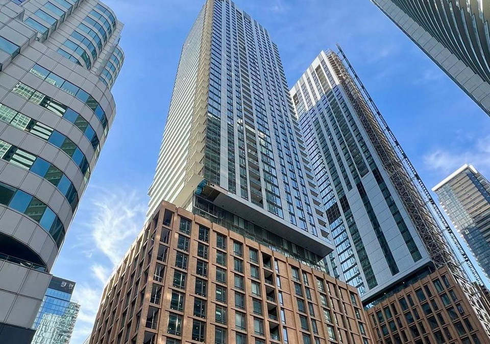 8-widmer-street-toronto-toronto-ontario-c13705194