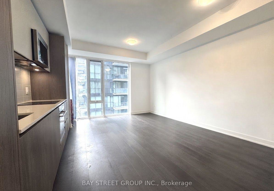 8-widmer-street-toronto-toronto-ontario-c13705194