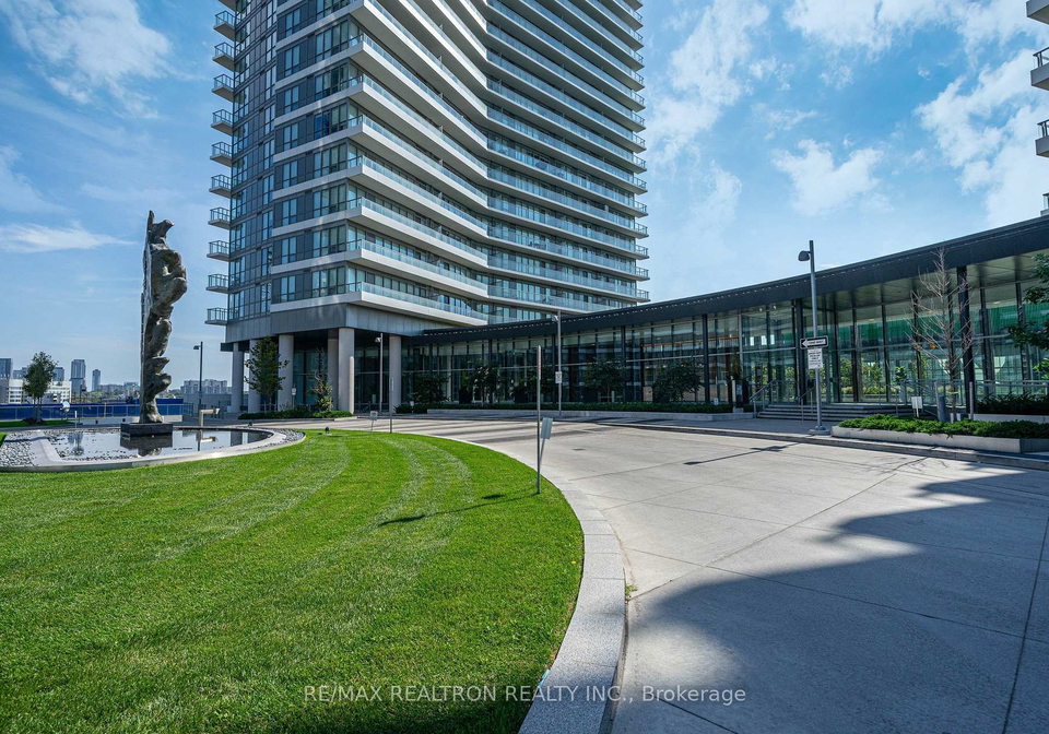 117-mcmahon-drive-toronto-north-york-ontario-c13705204