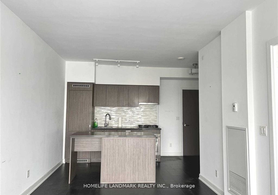 501-st-clair-avenue-w-toronto-toronto-ontario-c13705254