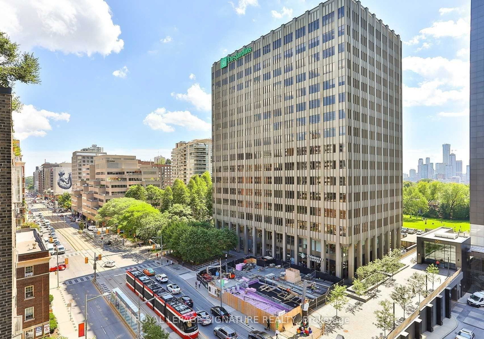 111-st-clair-avenue-w-toronto-toronto-ontario-c13705636