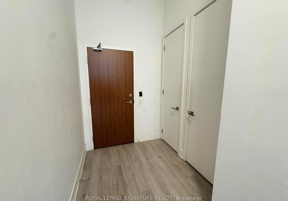 111-st-clair-avenue-w-toronto-toronto-ontario-c13705636