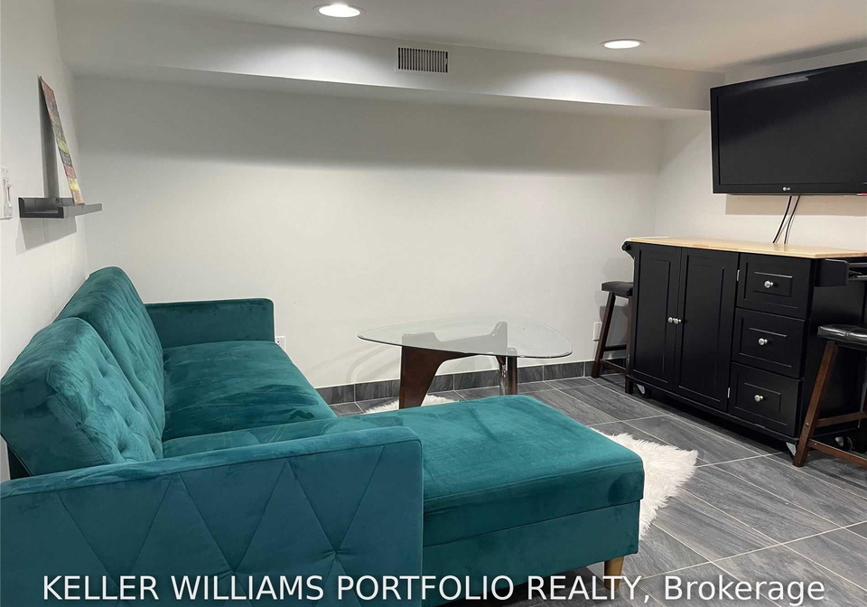 525-hillsdale-avenue-e-toronto-toronto-ontario-c13705752