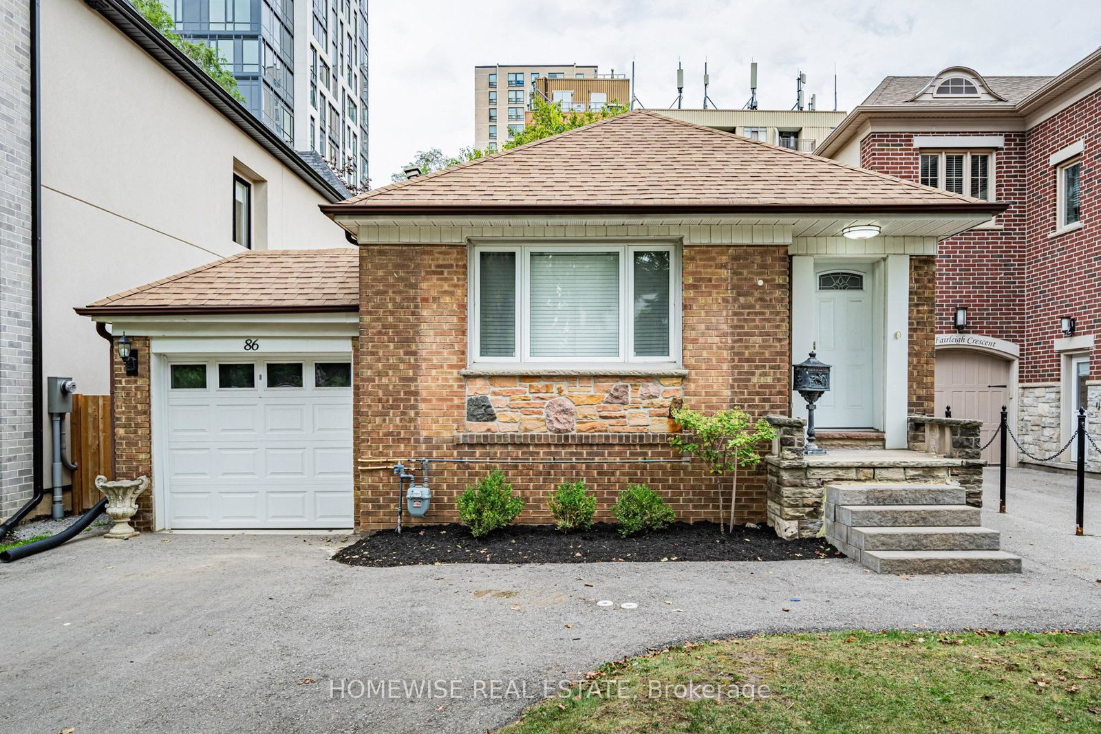 86-fairleigh-crescent-toronto-toronto-ontario-c13705796