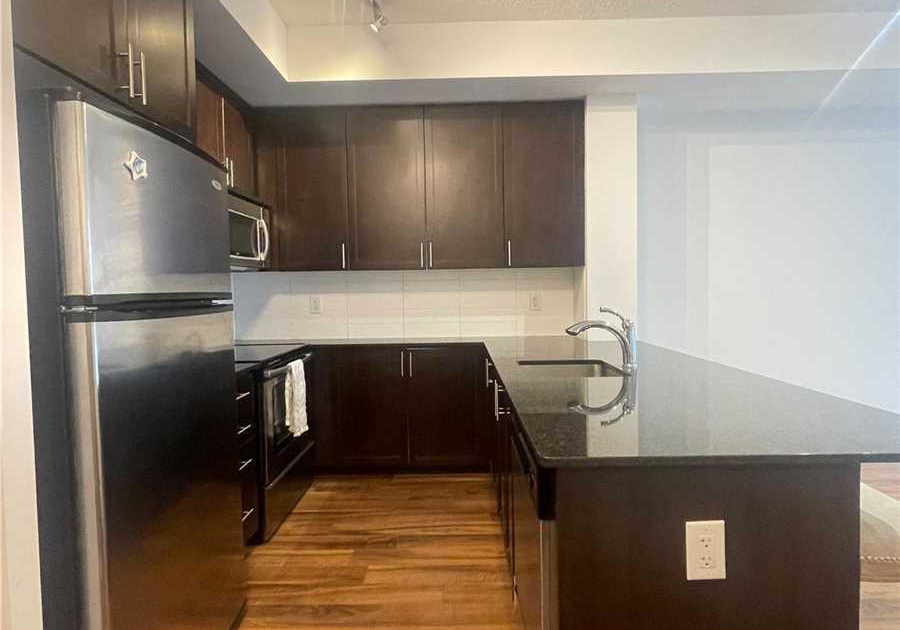 560-front-street-w-toronto-toronto-ontario-c13705798