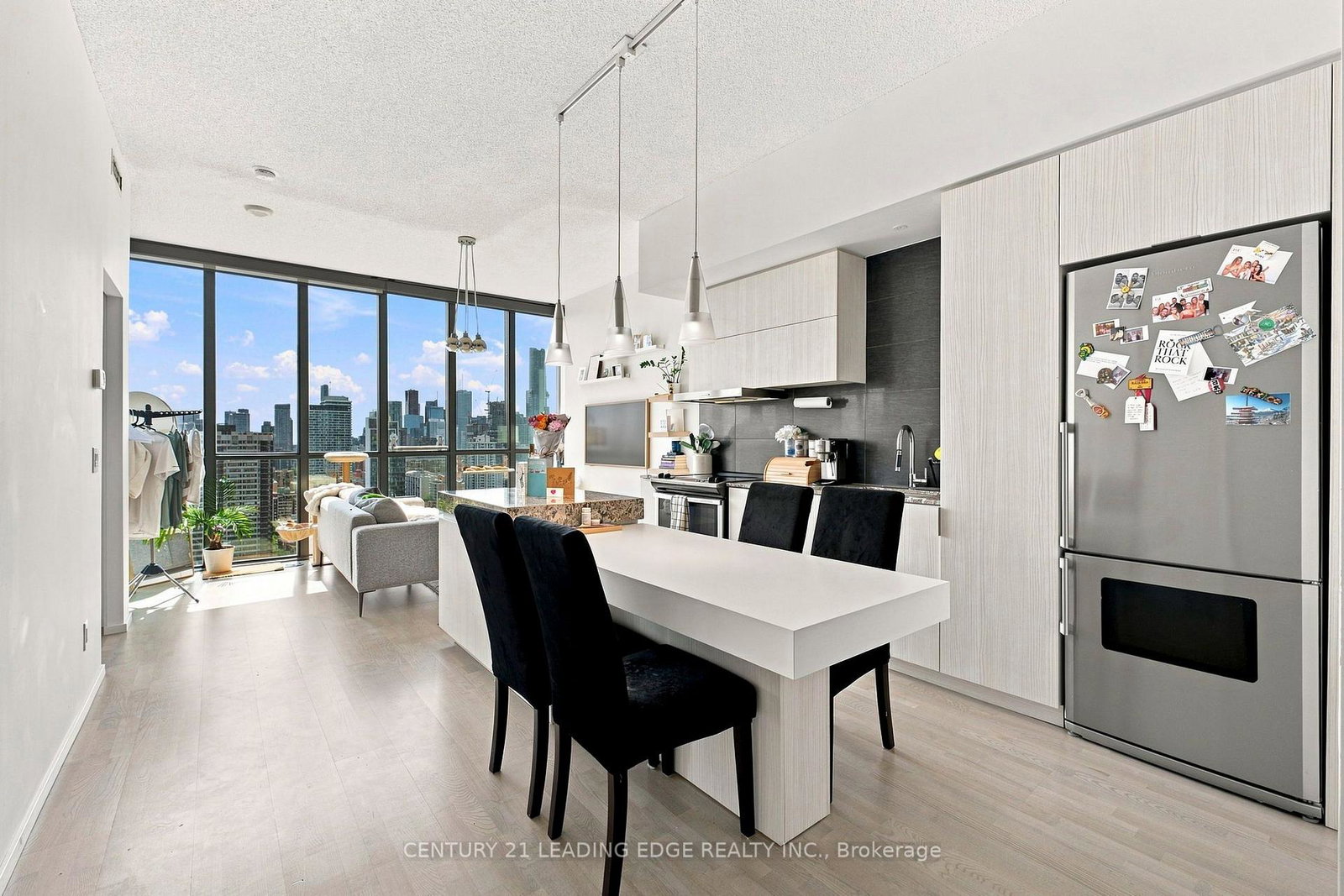 101-charles-street-e-toronto-toronto-ontario-c13705982