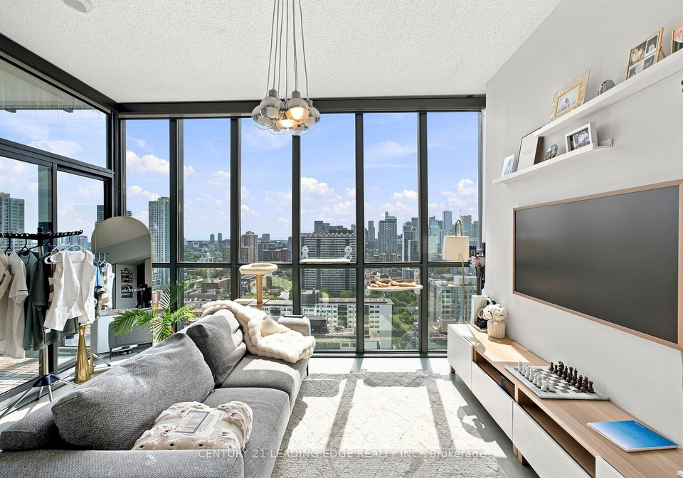 101-charles-street-e-toronto-toronto-ontario-c13705982