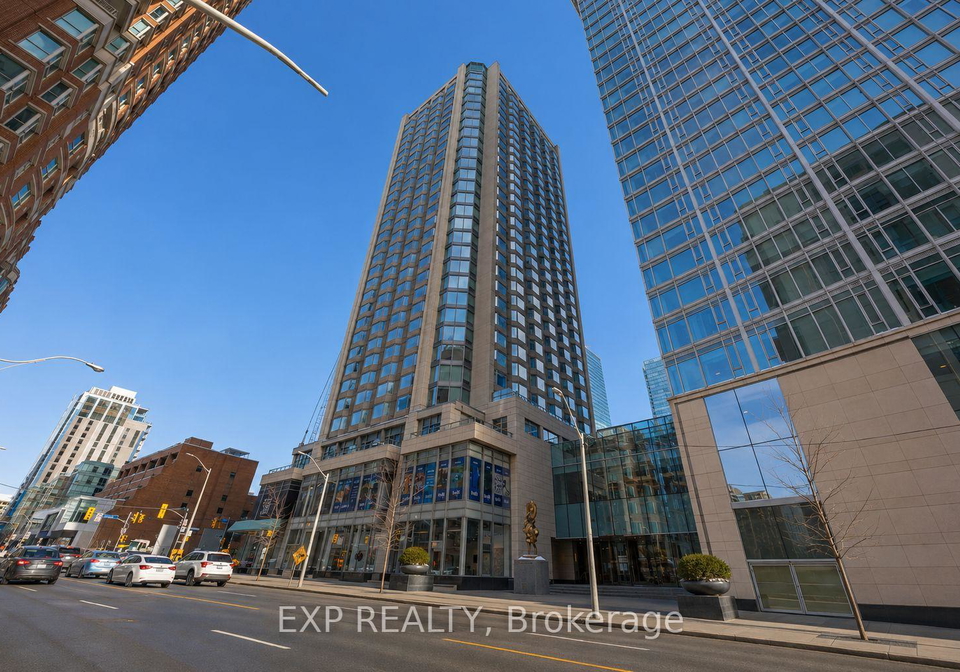 155-yorkville-avenue-toronto-toronto-ontario-c13706150