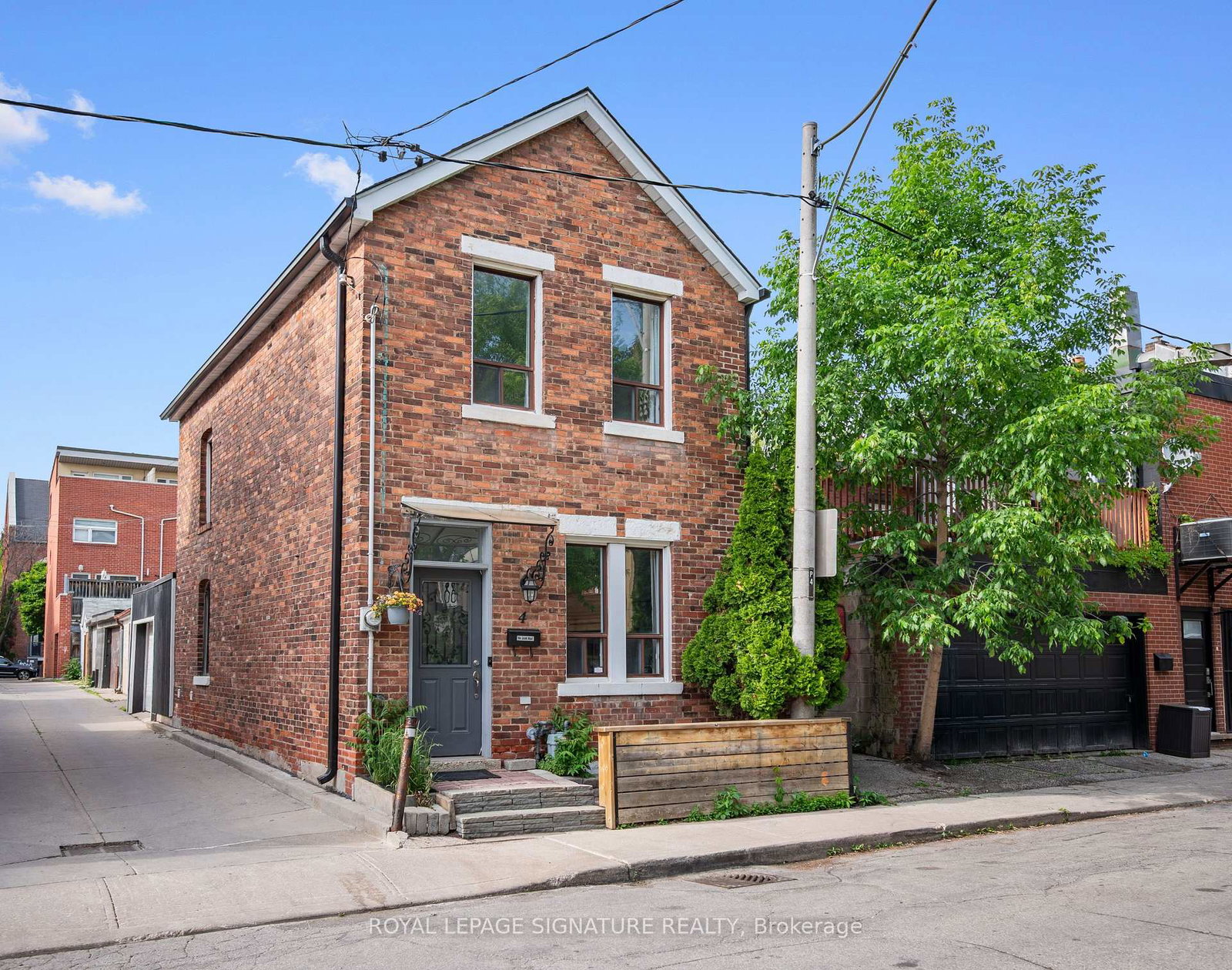 4-whitaker-avenue-toronto-toronto-ontario-c13706284